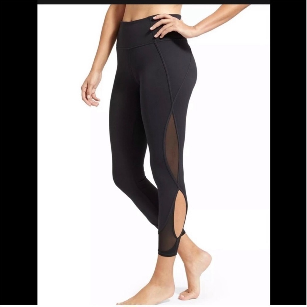 Athleta MEDIUM Black Stealth Mesh Tights 7/8 length compression ankle